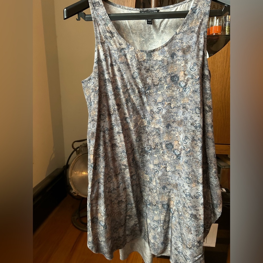 Eileen fisher silk long tank top side slits size xs